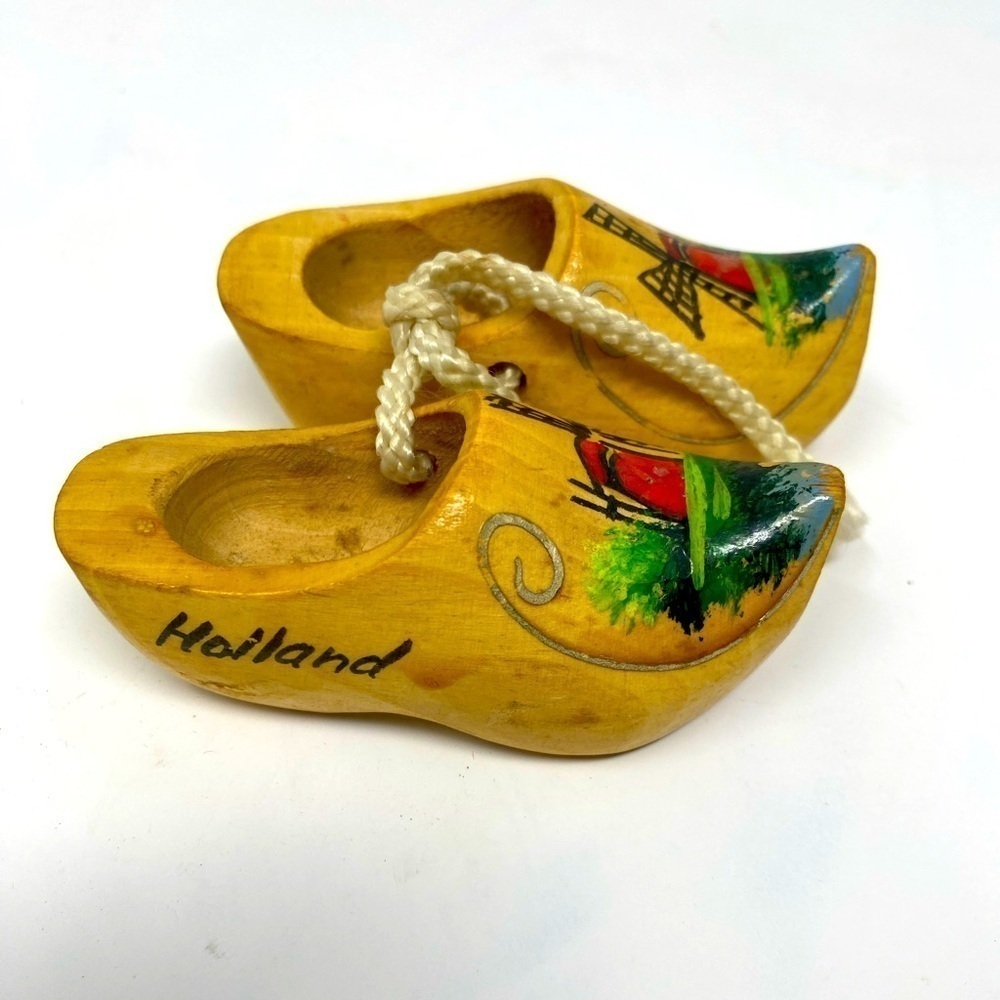 Miniature Holland Dutch Shoes